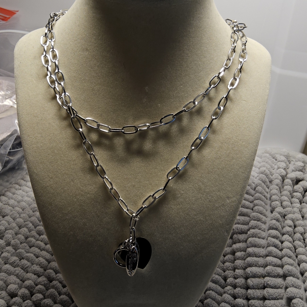 NWOT Plunder Silvertone Chain Necklace with Free Girl Heart Pendant
